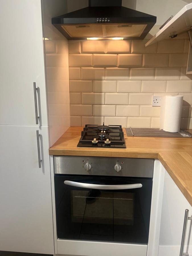 Large Modern Studio Flat Apartman London Kültér fotó
