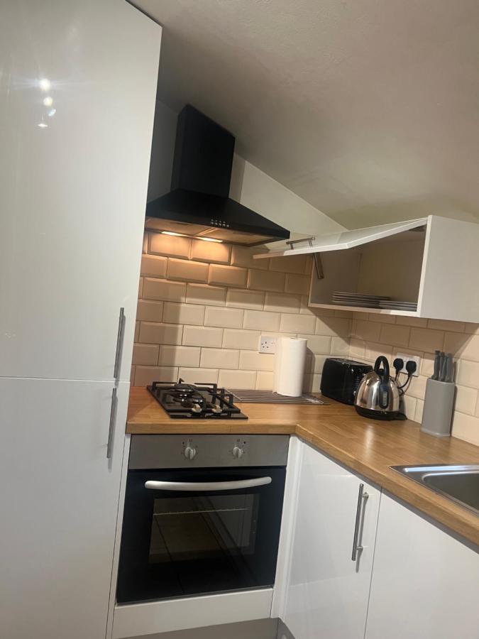 Large Modern Studio Flat Apartman London Kültér fotó
